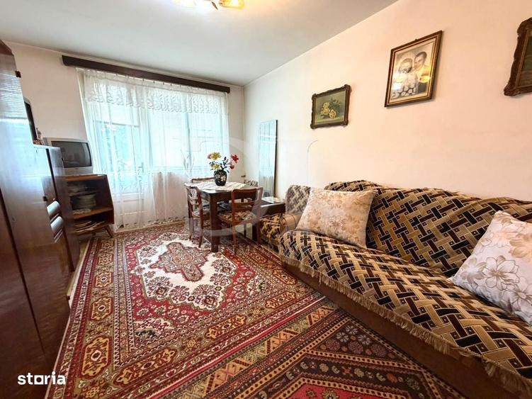 Apartament cu 4 camere decomandat în Grigorescu