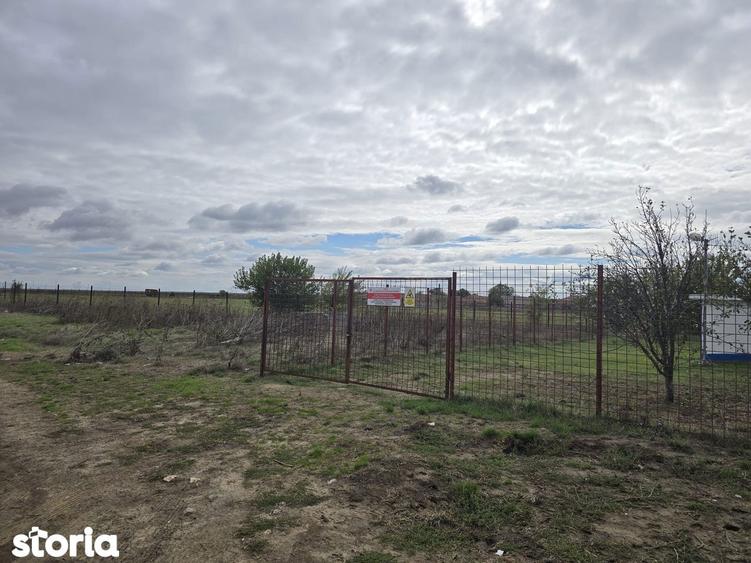Comuna Amzacea- sat G.Scari?oreanu -Ferma zootehnica , teren 5,1ha - 2
