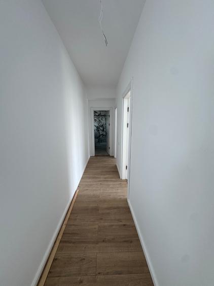 Casă individuală cu 4 camere cu Canalizare în Tunari
