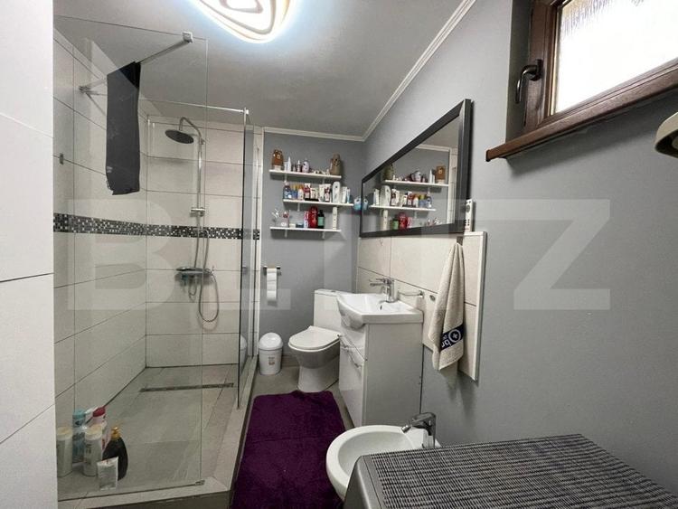 Casă individuală cu 4 camere cu Canalizare în George Enescu