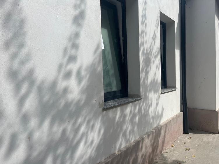 Casă cu 4 camere cu Canalizare în Mărășești