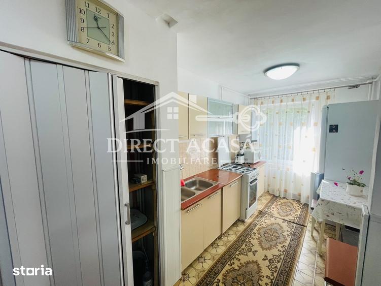 Apartament cu 3 camere în Tudor Vladimirescu