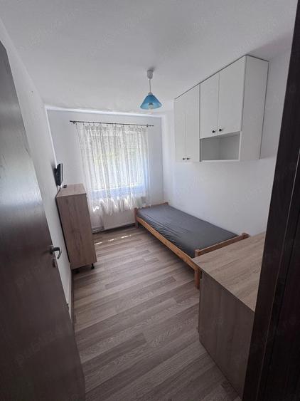 Apartament cu 3 camere semidecomandat în Iosefin