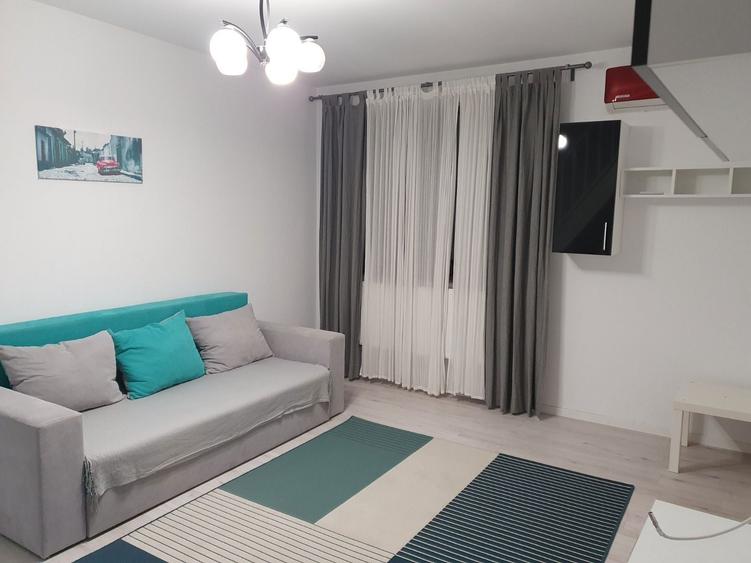 Apartament cu 2 camere semidecomandat în Central
