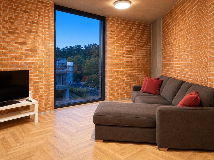 Apartament cu 2 camere decomandat, mobilat în Mogoșoaia