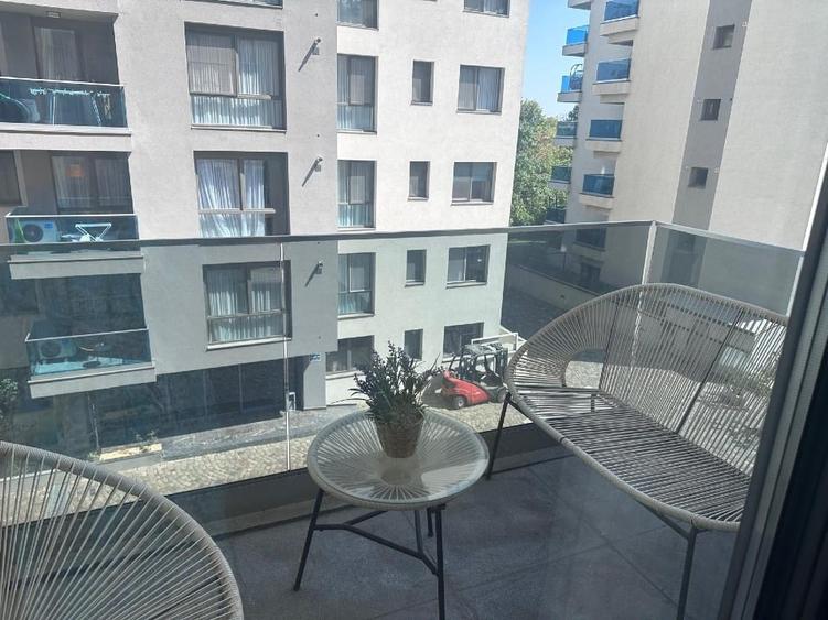 Apartament cu 2 camere semidecomandat, mobilat în Floreasca