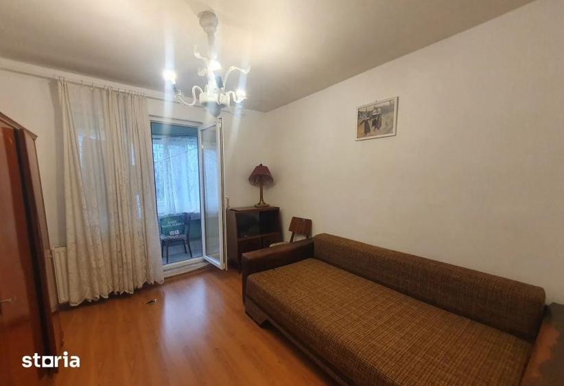 Apartament cu 3 camere în Titan