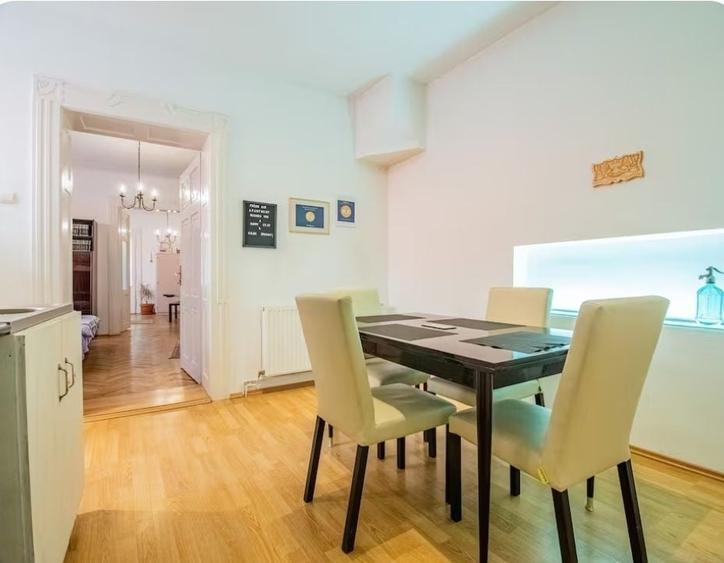 Apartament cu 2 camere nedecomandat în Central