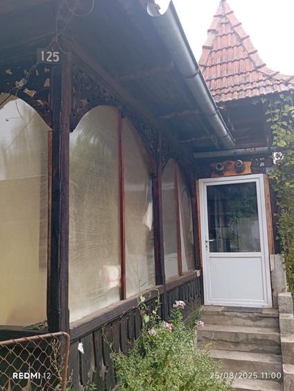 Casă cu 4 camere în Brebu