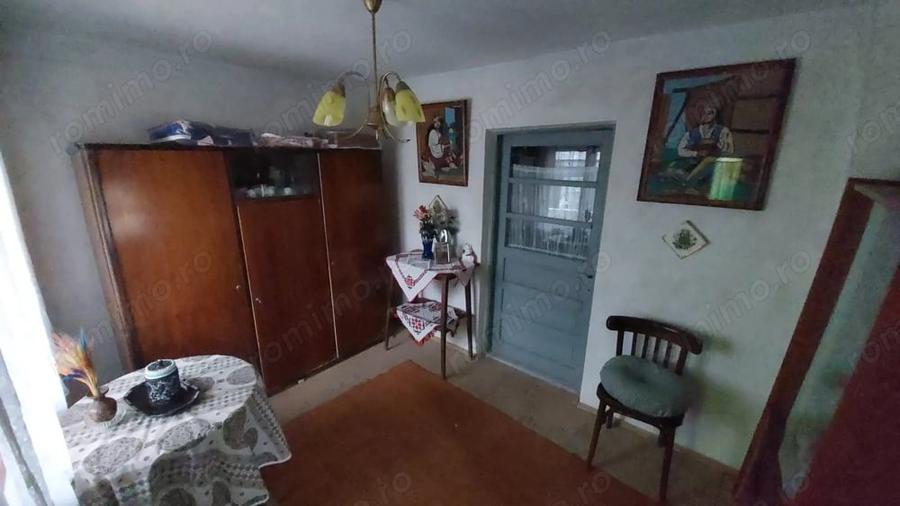 Casă cu 3 camere cu Teren 1900 Mp în Măgura