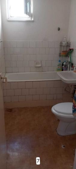 Apartament cu 2 camere nedecomandat în Central