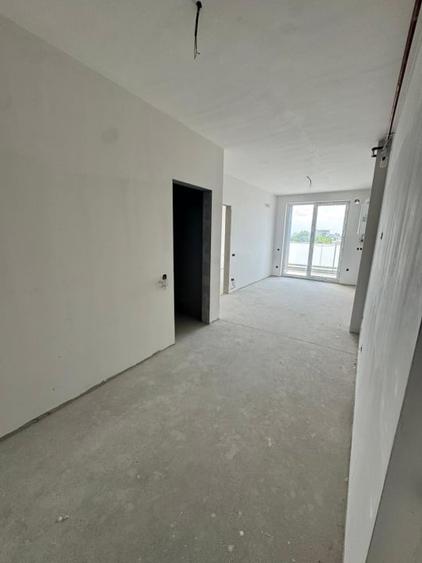 Apartament cu 2 camere decomandat în Săsar