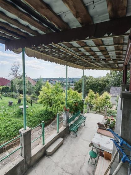 Casă cu 3 camere cu Teren 6218 Mp în Central