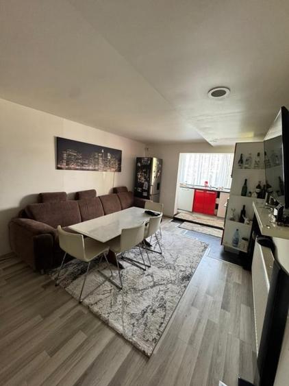 Apartament cu 3 camere decomandat, mobilat în Vasile Alecsandri