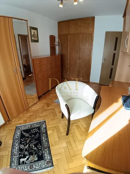 Apartament cu 4 camere în Central