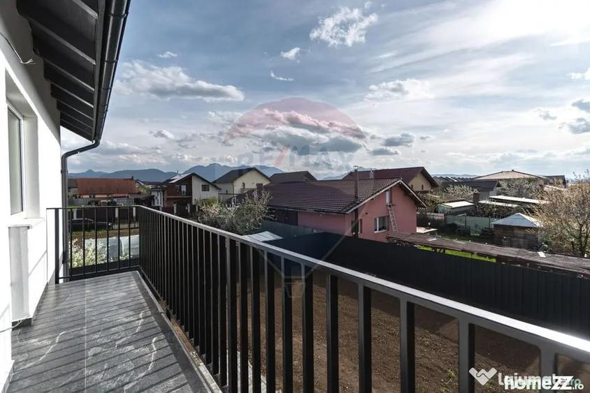 Casă cu 5 camere cu Teren 317 Mp în Tărlungeni