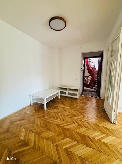 Spatiu birouri / Ultracentral/ 3 camere/ 2 bai/ Renovat - 9