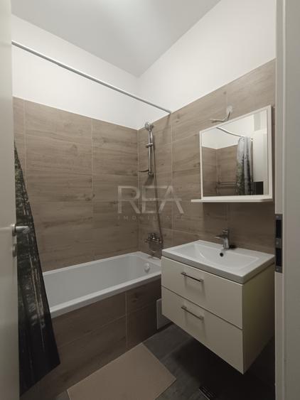 Apartament cu 2 camere decomandat, mobilat în Metalurgiei