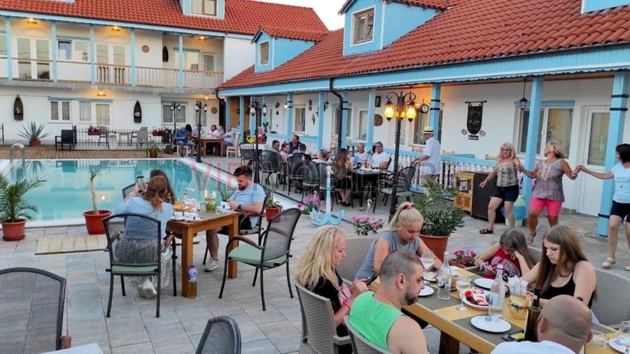 Hotel/Pensiune, de 600 mp, în Jurilovca