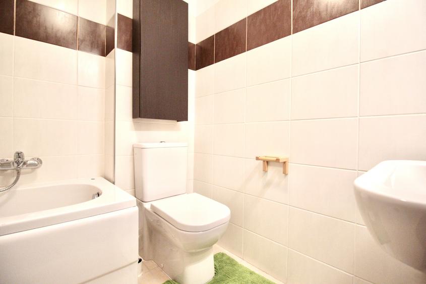 Apartament cu 3 camere decomandat, mobilat în Pipera