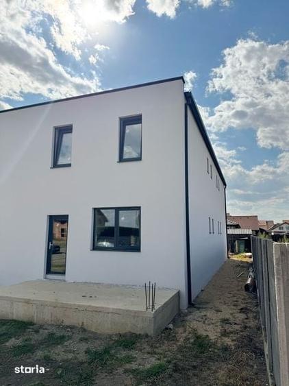 Casă cu 3 camere cu Teren 124 Mp în Central