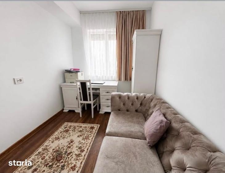 Apartament cu 3 camere în Seleuș