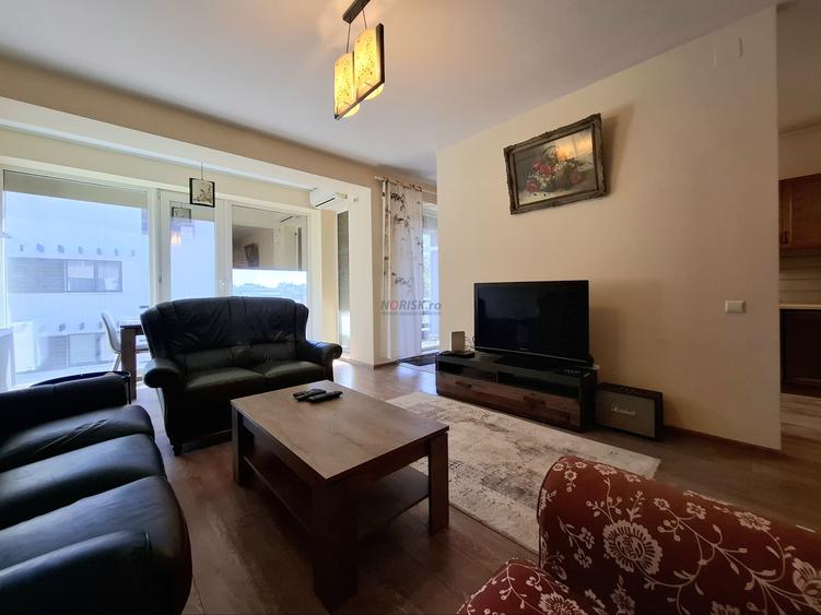 Apartament cu 4 camere semidecomandat, mobilat în Pipera