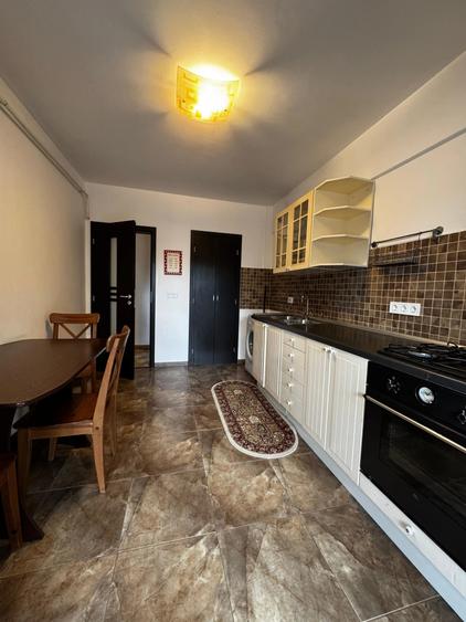 Apartament cu 2 camere decomandat în Tătărași
