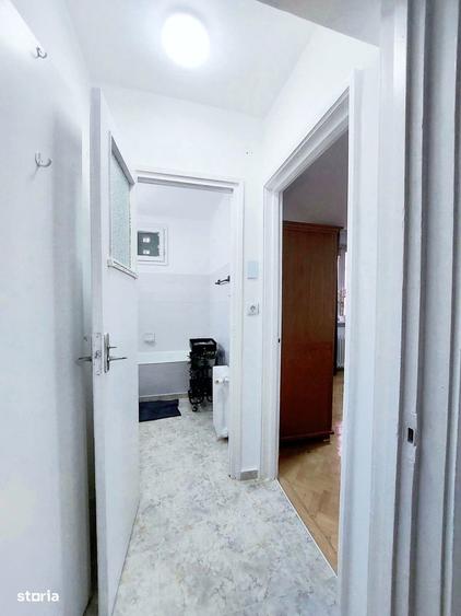 Apartament cu 2 camere semidecomandat, mobilat în Titan