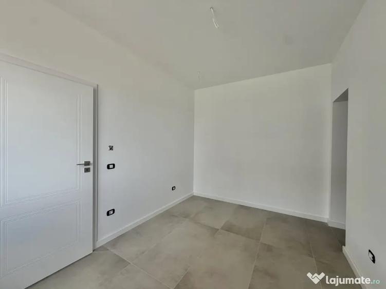 Casă cu 4 camere cu Teren 270 Mp în Giroc