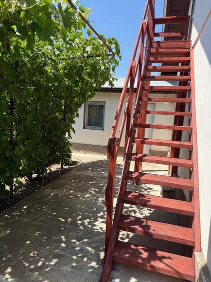 Casă cu 2 camere în Central