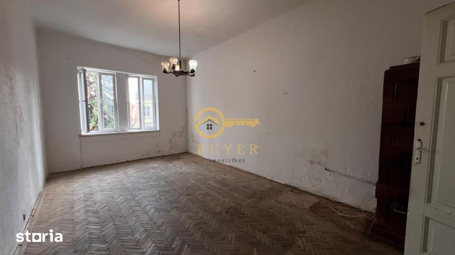Garsonieră în Central