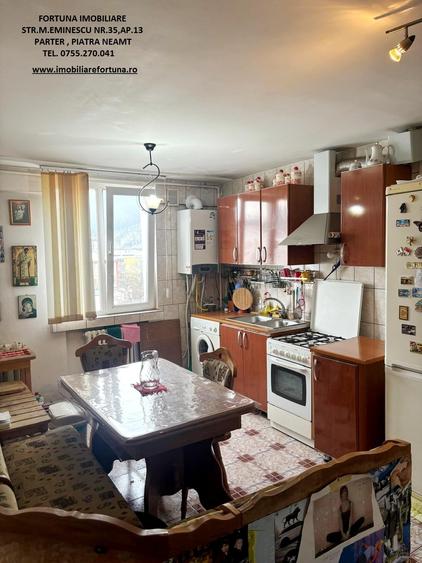 Apartament cu 4 camere decomandat, mobilat în Precista