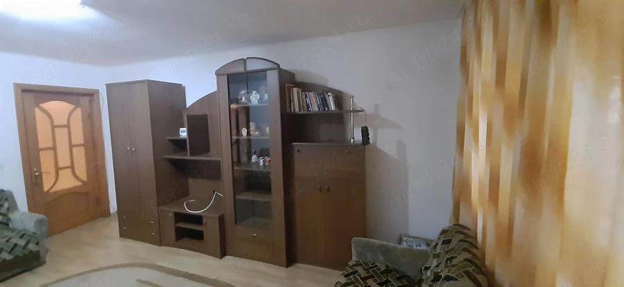 Apartament cu 2 camere decomandat în Sud