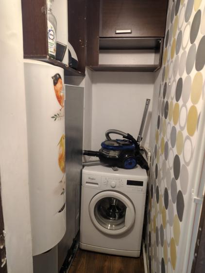 Apartament cu 3 camere semidecomandat în Drumul Taberei
