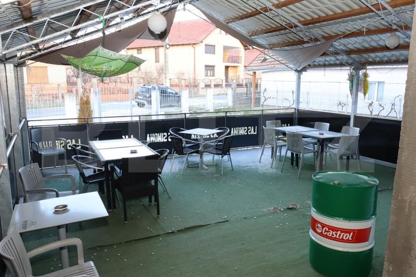 Casă individuală cu 4 camere cu Canalizare în Lazuri