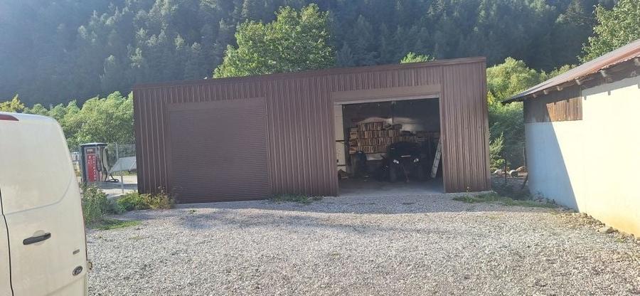 Spațiu comercial, de 370 mp, în Pojorâta