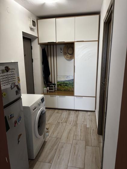 Apartament cu 2 camere decomandat în Bonț