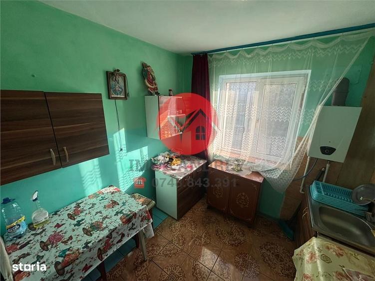 Apartament cu 3 camere în 23 August