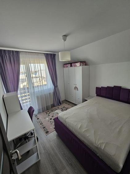 Casă individuală cu 4 camere cu Teren 200 Mp în Ipotești