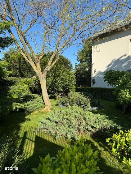 Casă cu 5 camere cu Teren 2100 Mp în Ghencea