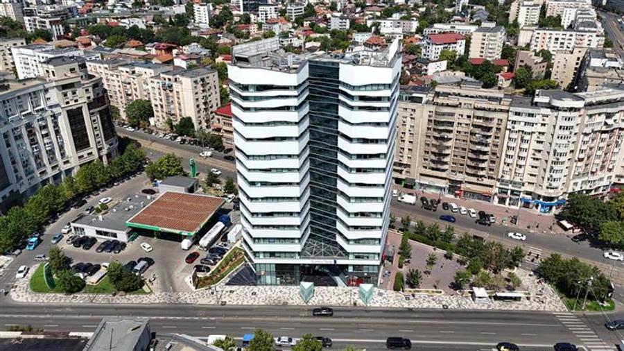 Birou, de 198 mp, în Decebal