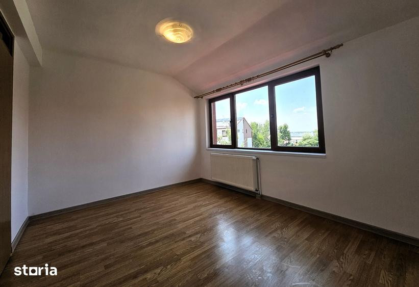Apartament cu 4 camere în Giulești