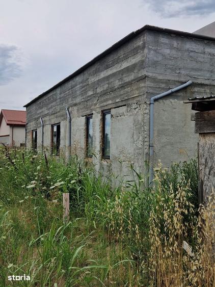 Casă cu Teren 1290 Mp în Central