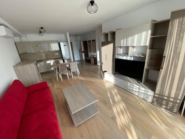 Apartament cu 3 camere decomandat în Take Ionescu