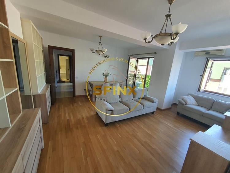 Apartament cu 3 camere semidecomandat, mobilat în Calea Călărașilor