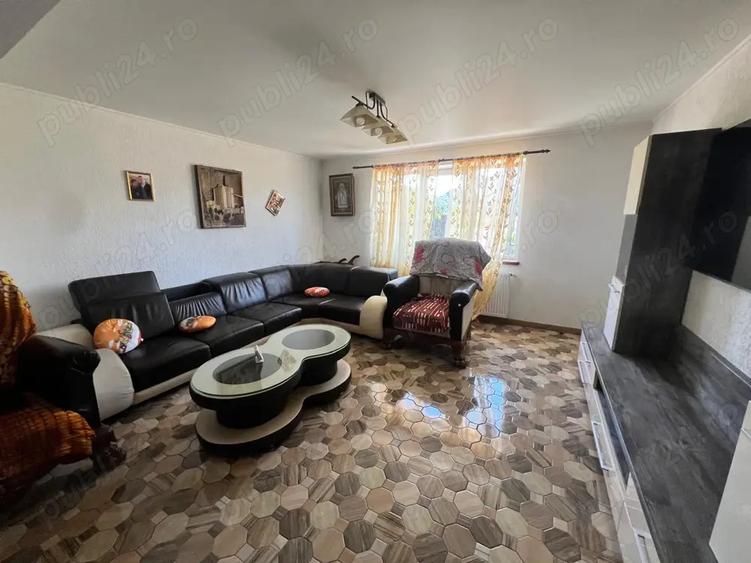 Spațiu comercial, de 324 mp, în Sovata