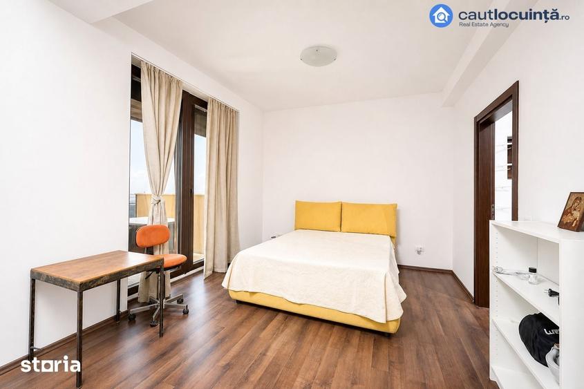 Casă cu 5 camere cu Teren 554 Mp în Corbeanca