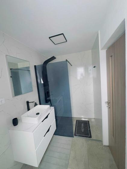 Casă cu 3 camere cu Teren 1000 Mp în Bulz