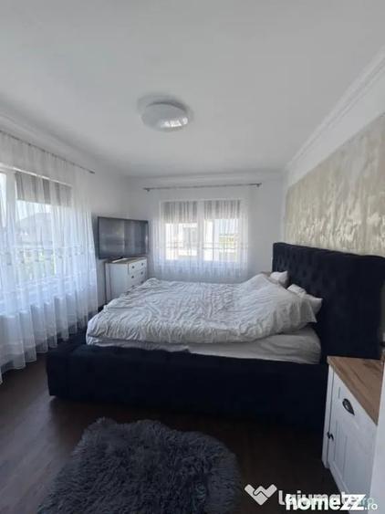 Casă cu 7 camere cu Teren 250 Mp în Rădăuți